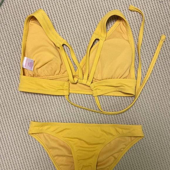 Target bikini, top is size D/DD; bottoms XS, color mustard - Picture 2 of 2